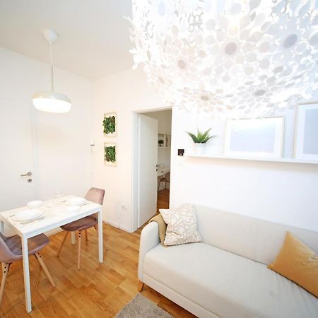 Apartment Fala - Self Check-In 0-24, Fast Wi Fi, City Center Загреб Экстерьер фото